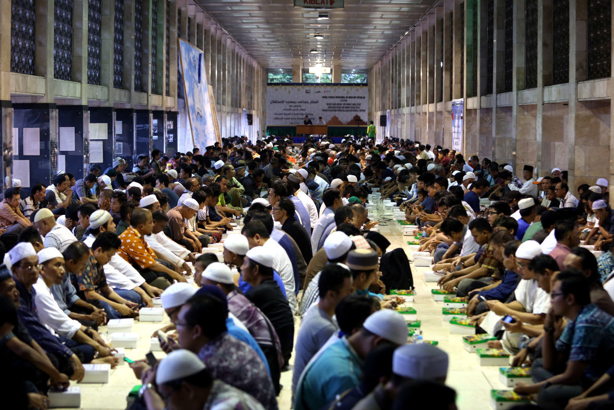 Ilustrasi buka puasa bersama (Foto: JPNN)