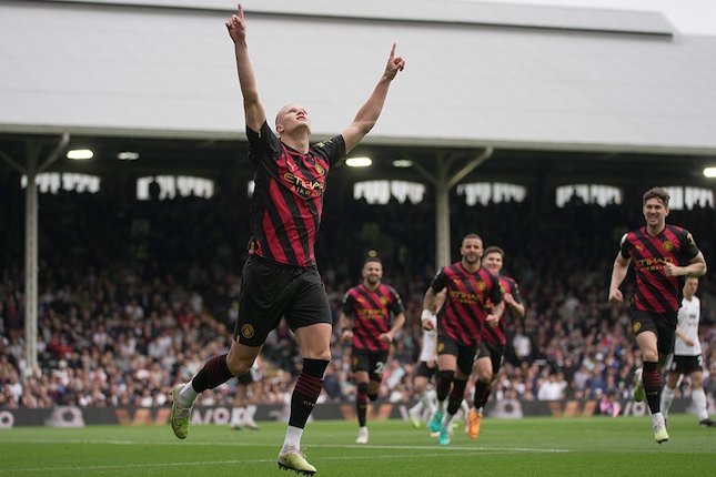 Selebrasi Erling Haaland usai cetak gol di laga Fulham vs Manchester City (AP Photo)