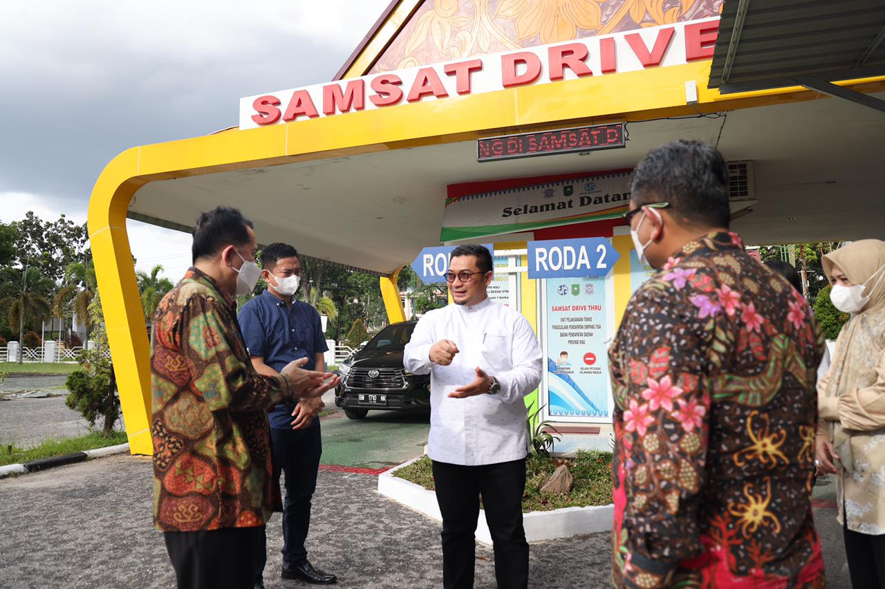 Layanan Drive Thru Samsat Pekanbaru