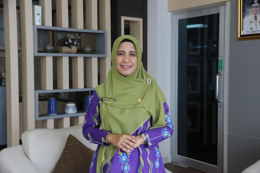 Dirut RSUD ARifin Achmad, drg Wan Fajriatul Mamnunah (Riauperistiwa.co.id)